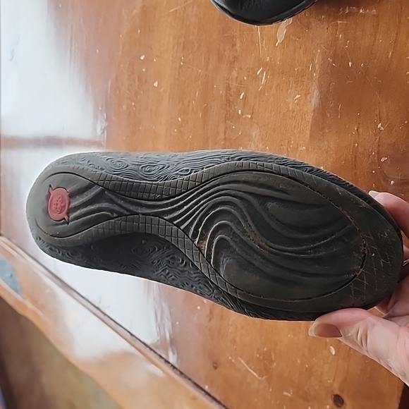 BORN Black Mary Jane Acai size 7 Elastic Band Leather - Picture 7 of 8